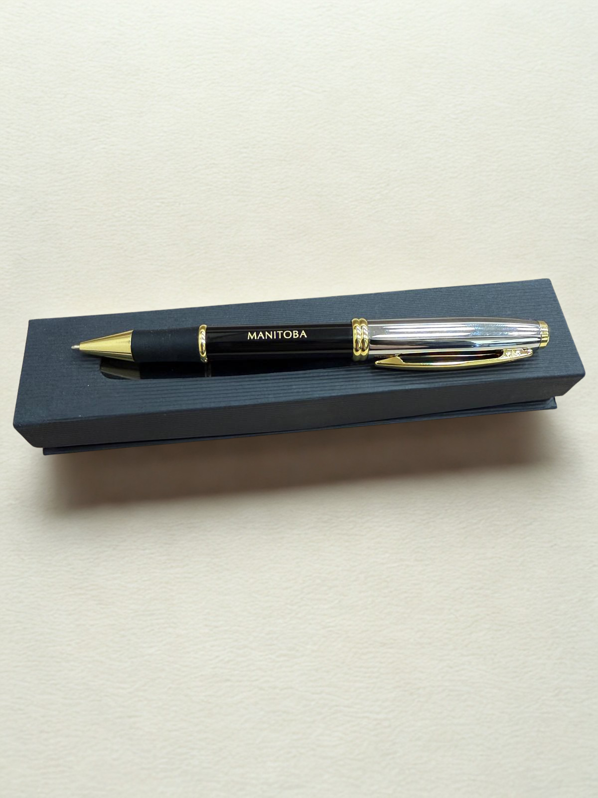 'Manitoba' Pen |