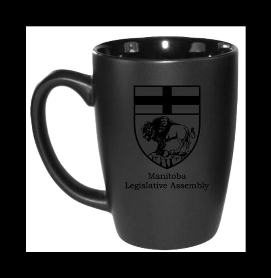 Grande grande tasse noire avec anse
